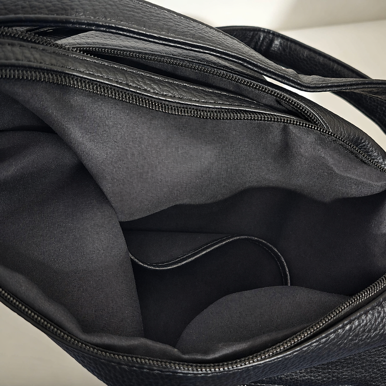 IVY BLACK CONVERTIBLE BACKPACK SHOULDER BAG